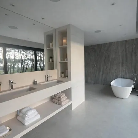 Villa Palmgreen Avec Piscine, Face à La